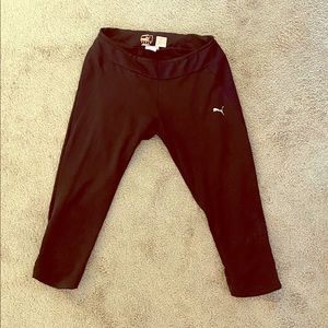 Puma ladies black Workout pants Sz Med